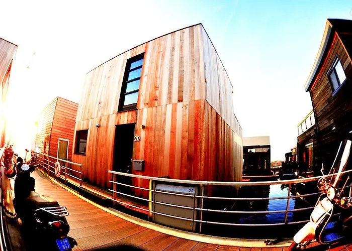 La Corte Sconta Bed & Breakfast Amsterdam